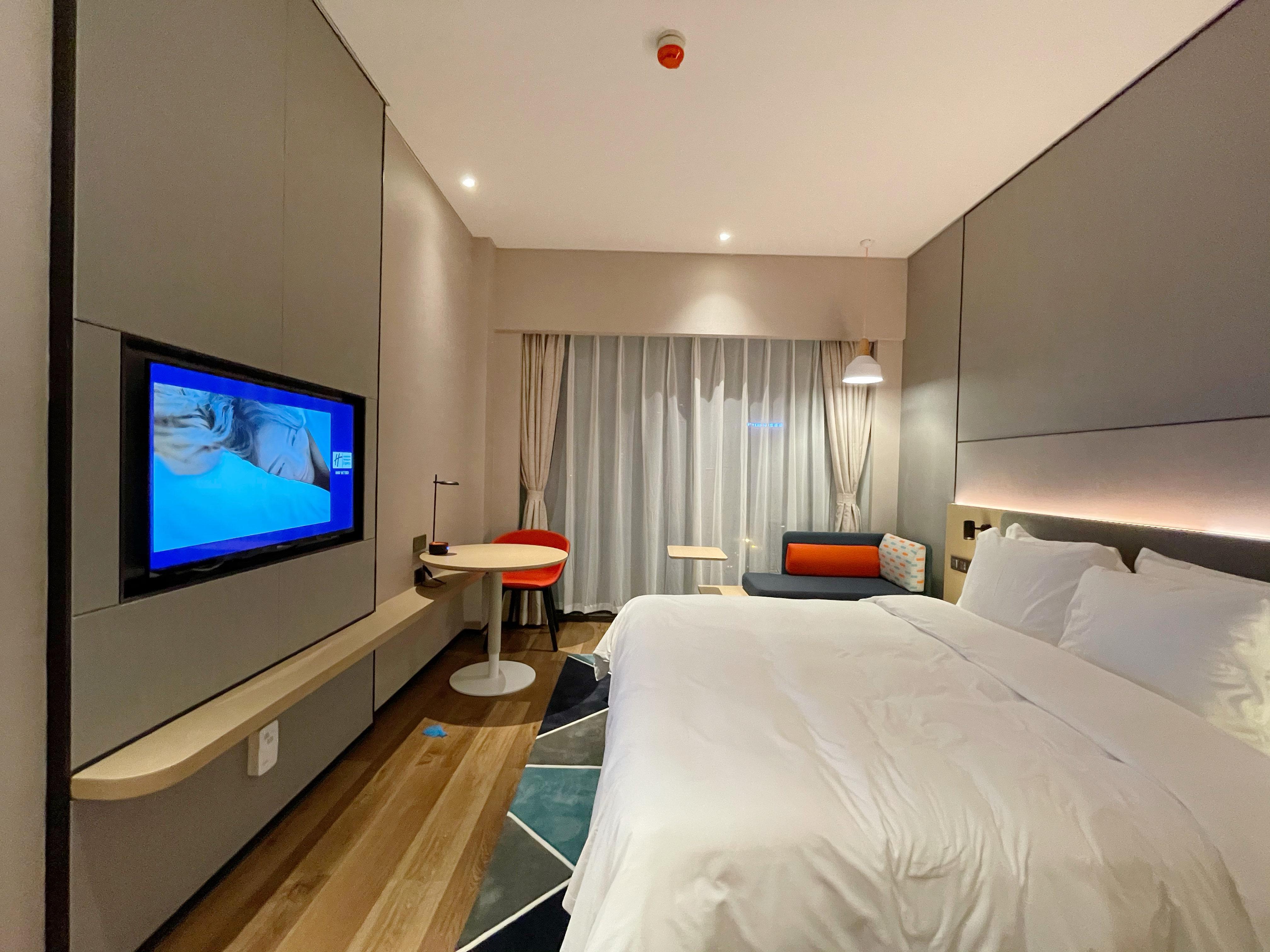 Holiday Inn Express Shenzhen Longhua By Ihg Exterior foto